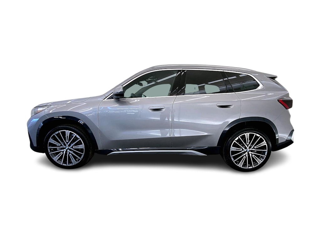 Thumbnail: 2025 BMW X1 - 3