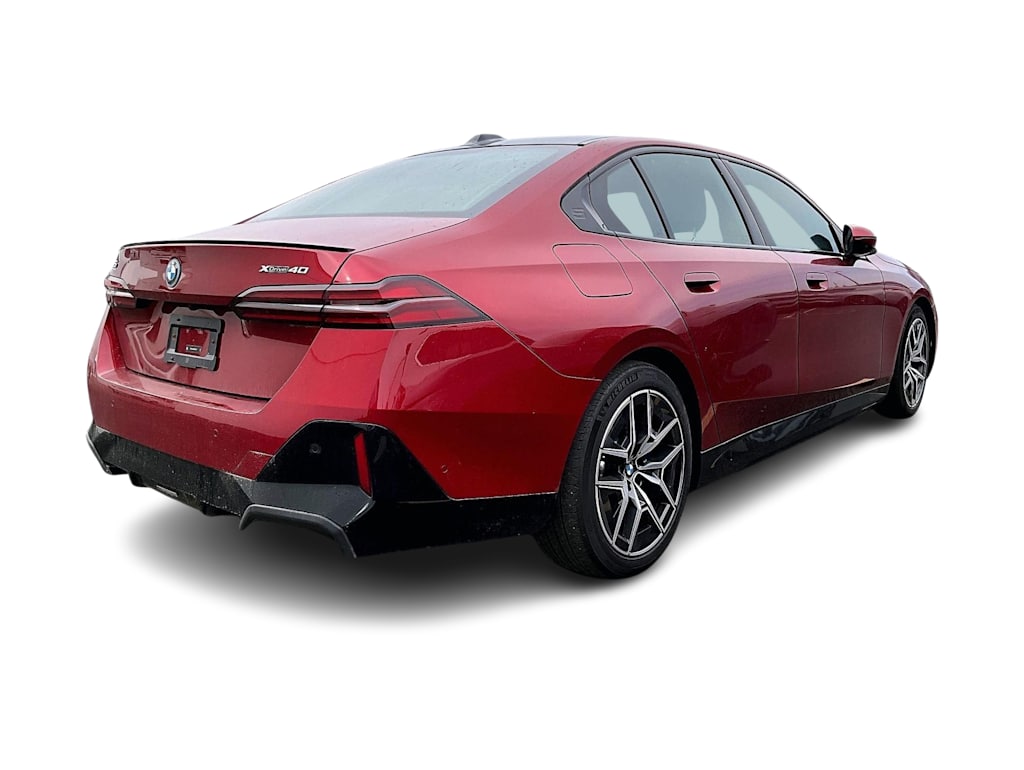 Thumbnail: 2026 BMW i5 - 20