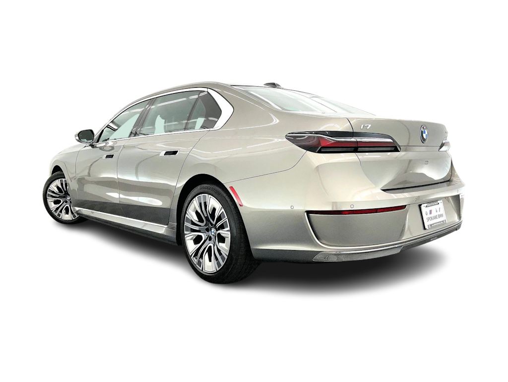 Thumbnail: 2026 BMW i7 - 4