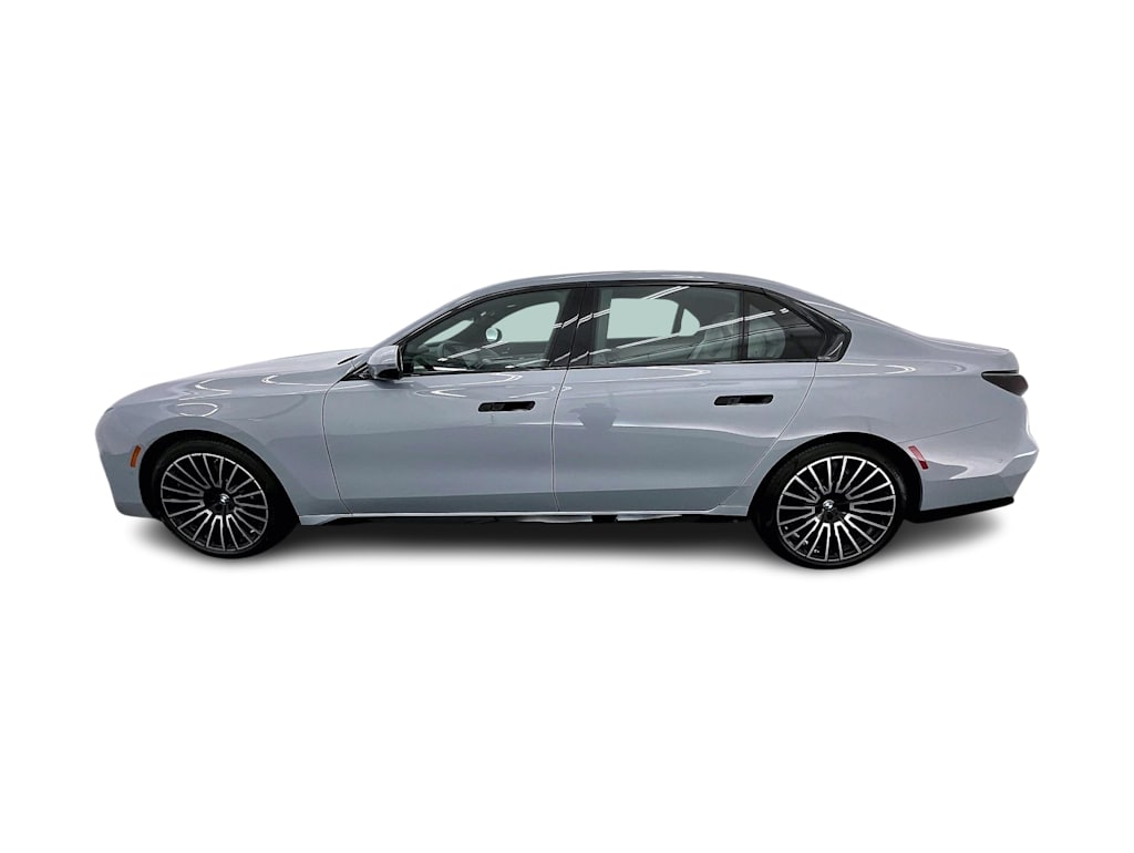 Thumbnail: 2026 BMW i7 - 3