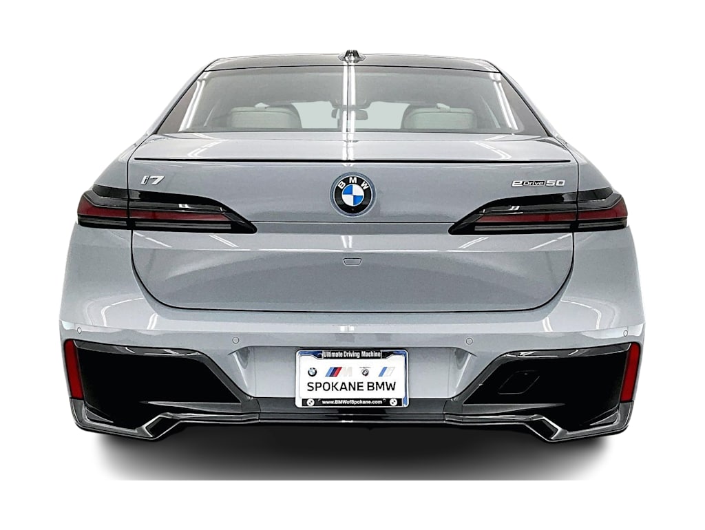 Thumbnail: 2026 BMW i7 - 5