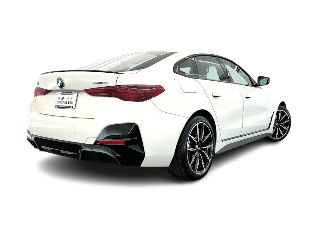 Thumbnail: 2025 BMW i4 - 22