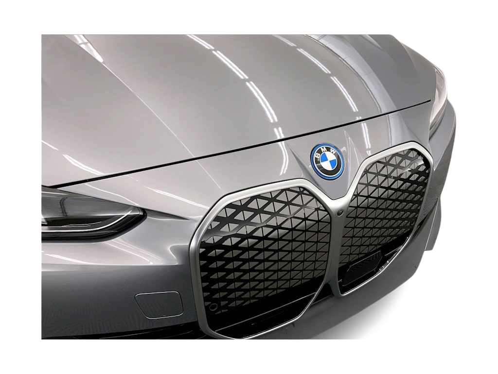 Thumbnail: 2025 BMW i4 - 33