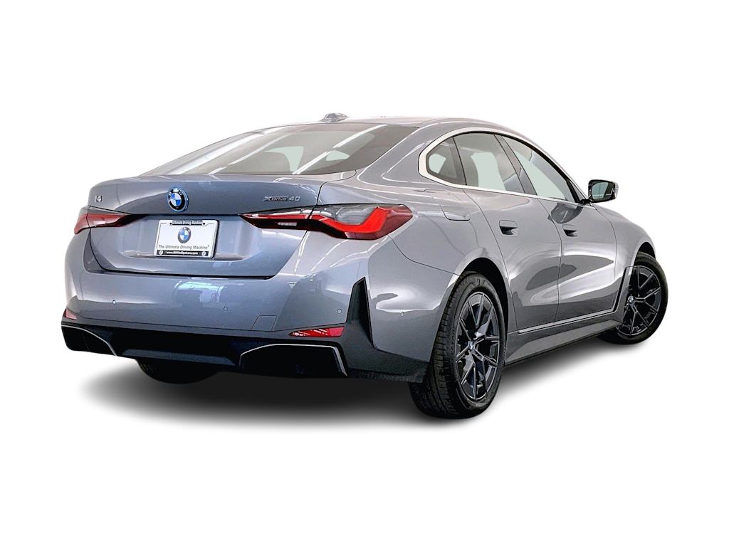 Thumbnail: 2025 BMW i4 - 23