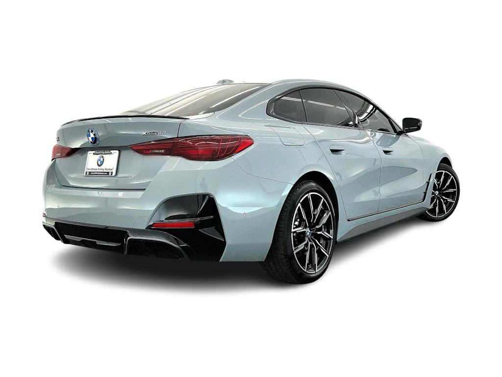 Thumbnail: 2025 BMW i4 - 23