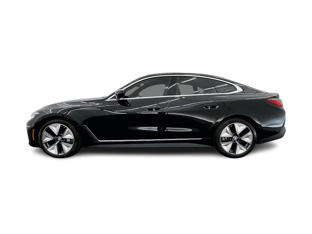 Thumbnail: 2025 BMW i4 - 3