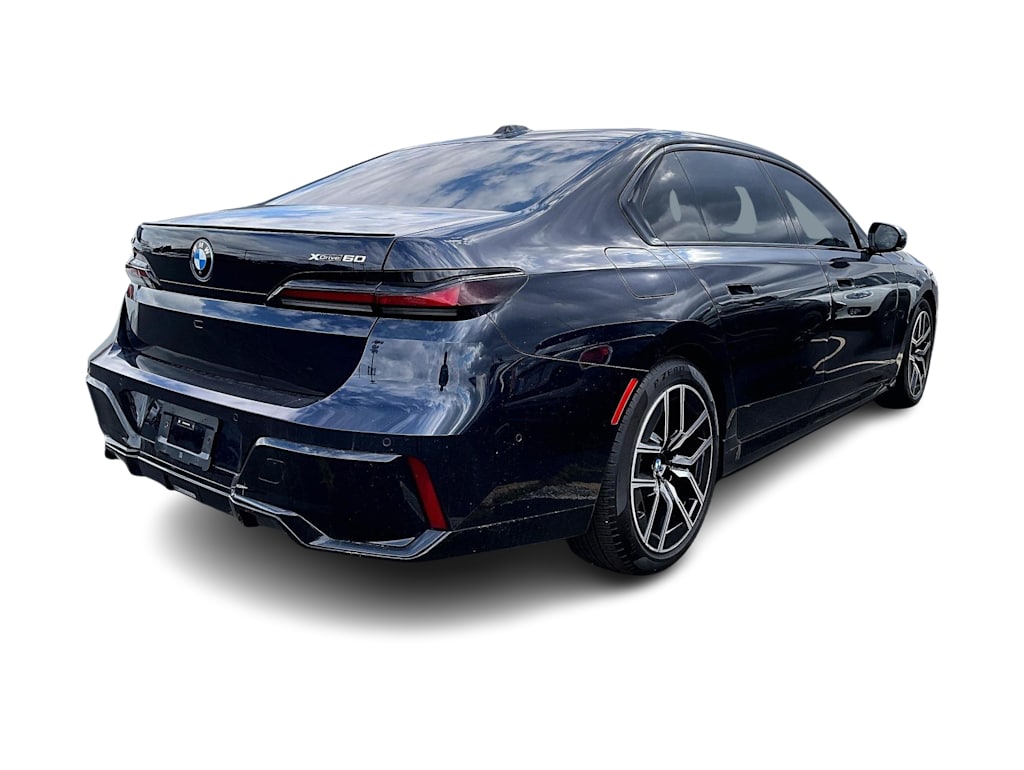 Thumbnail: 2023 BMW i7 - 18