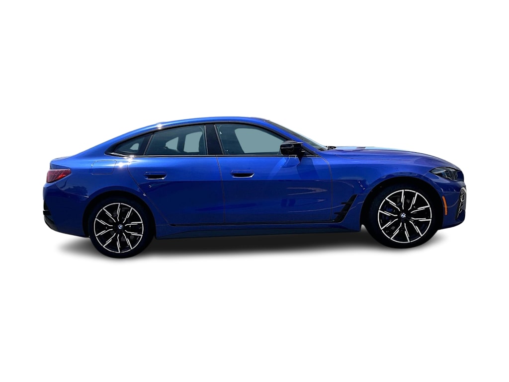 Thumbnail: 2026 BMW i4 - 10