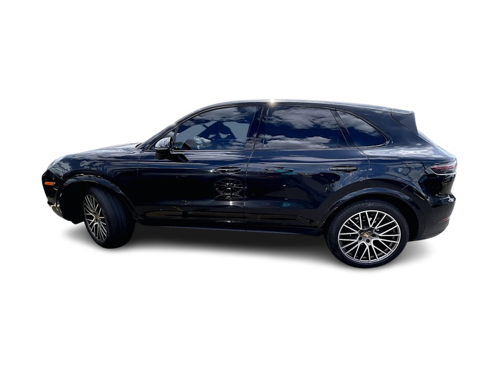 Thumbnail: 2022 Porsche Cayenne - 3