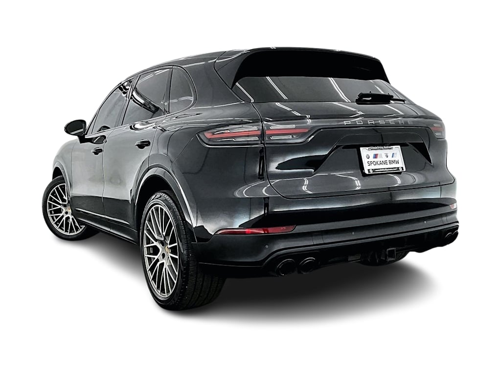 Thumbnail: 2022 Porsche Cayenne - 4