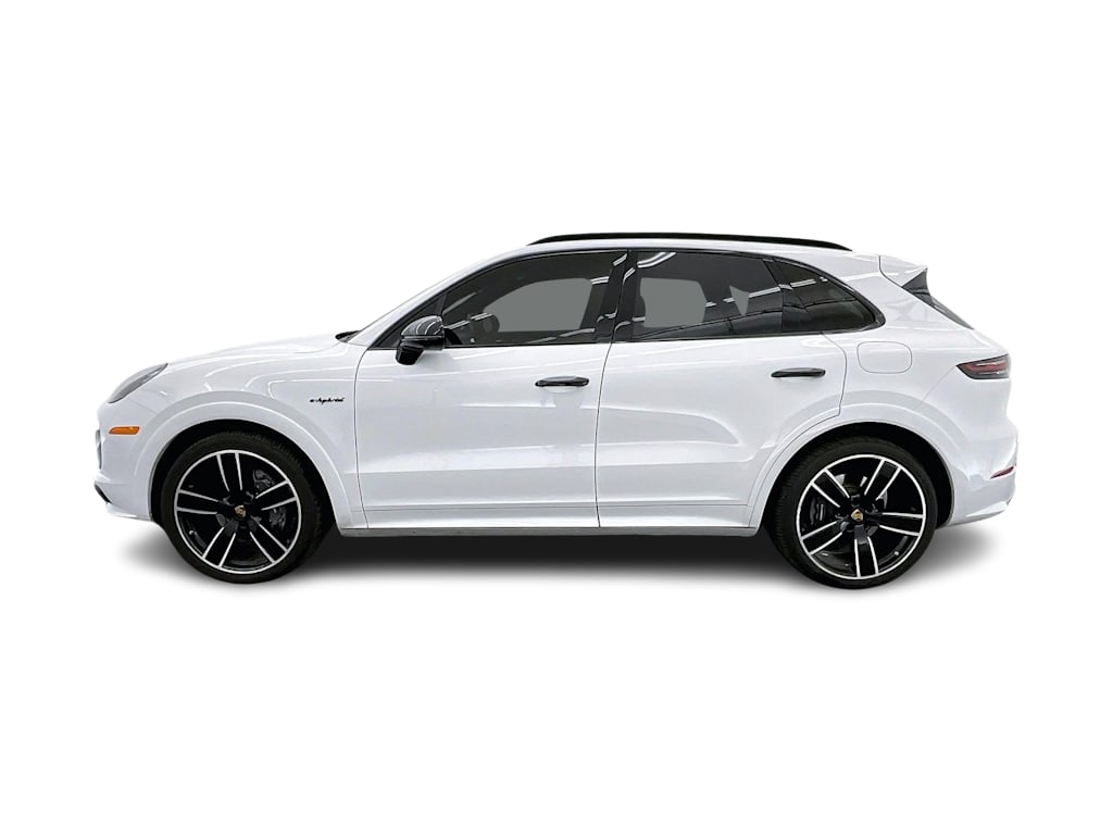 Thumbnail: 2019 Porsche Cayenne - 3