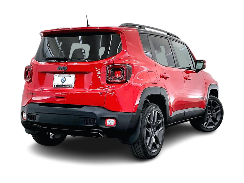 Thumbnail: 2020 Jeep Renegade - 23