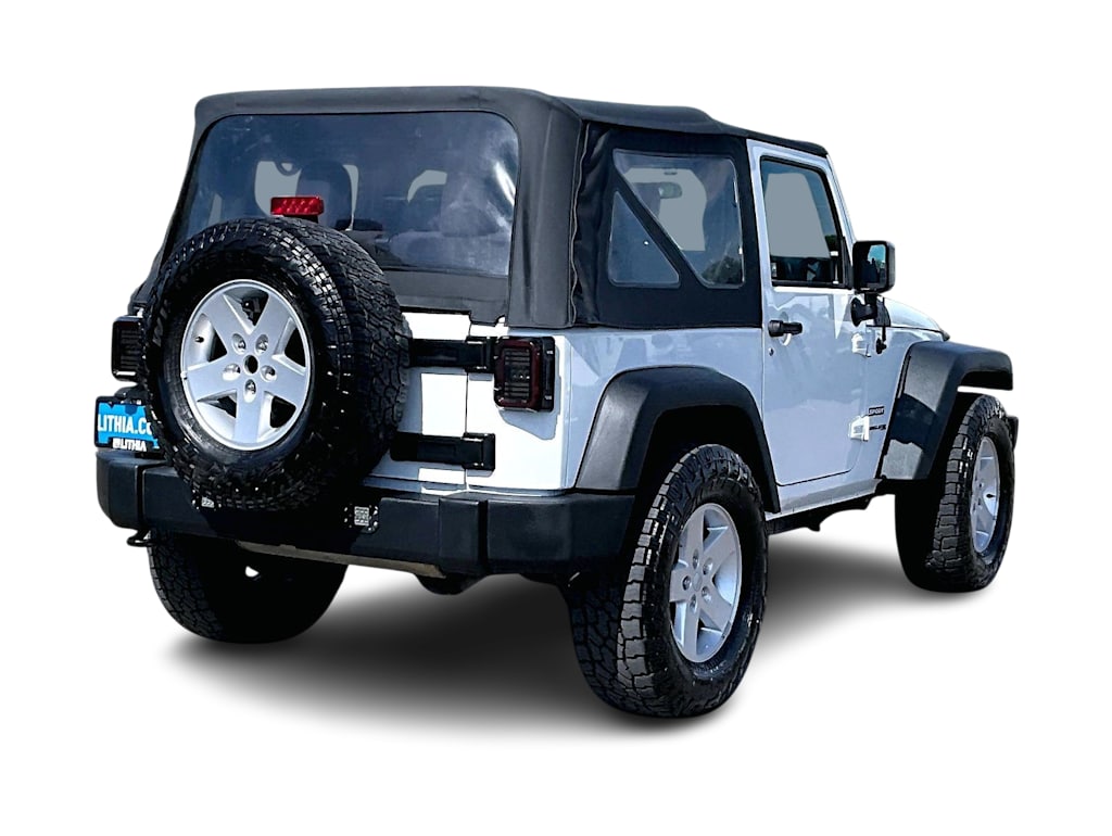 Thumbnail: 2018 Jeep Wrangler - 17