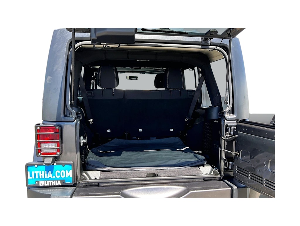 Thumbnail: 2018 Jeep Wrangler - 17
