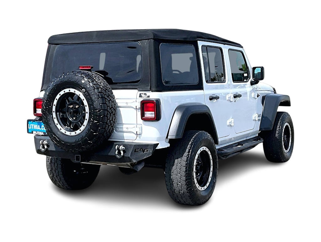 Thumbnail: 2018 Jeep Wrangler - 24