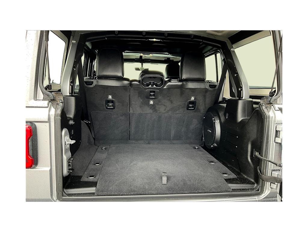 Thumbnail: 2019 Jeep Wrangler - 18