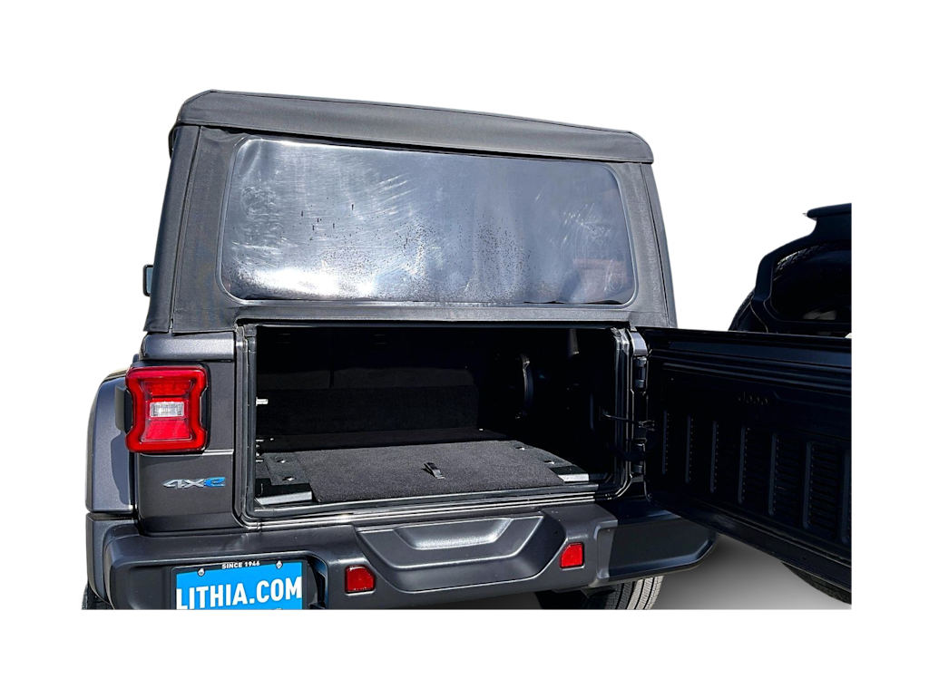 Thumbnail: 2023 Jeep Wrangler - 17
