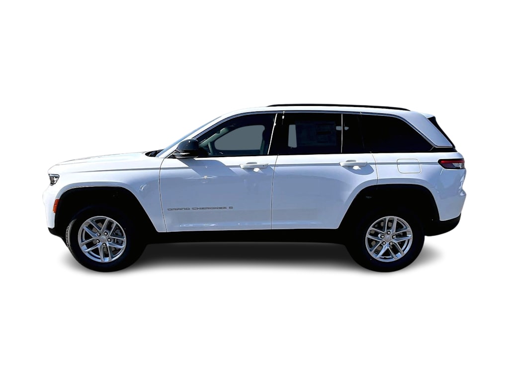 Thumbnail: 2026 Jeep Grand Cherokee - 3