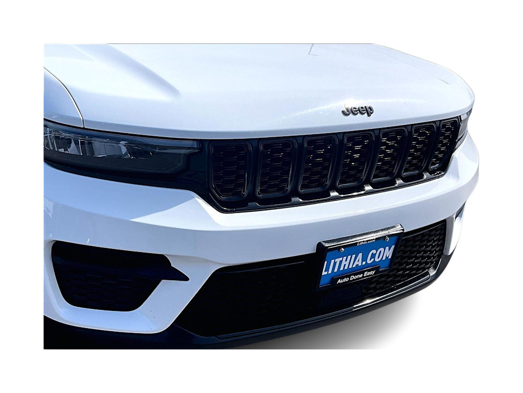 Thumbnail: 2025 Jeep Grand Cherokee - 33