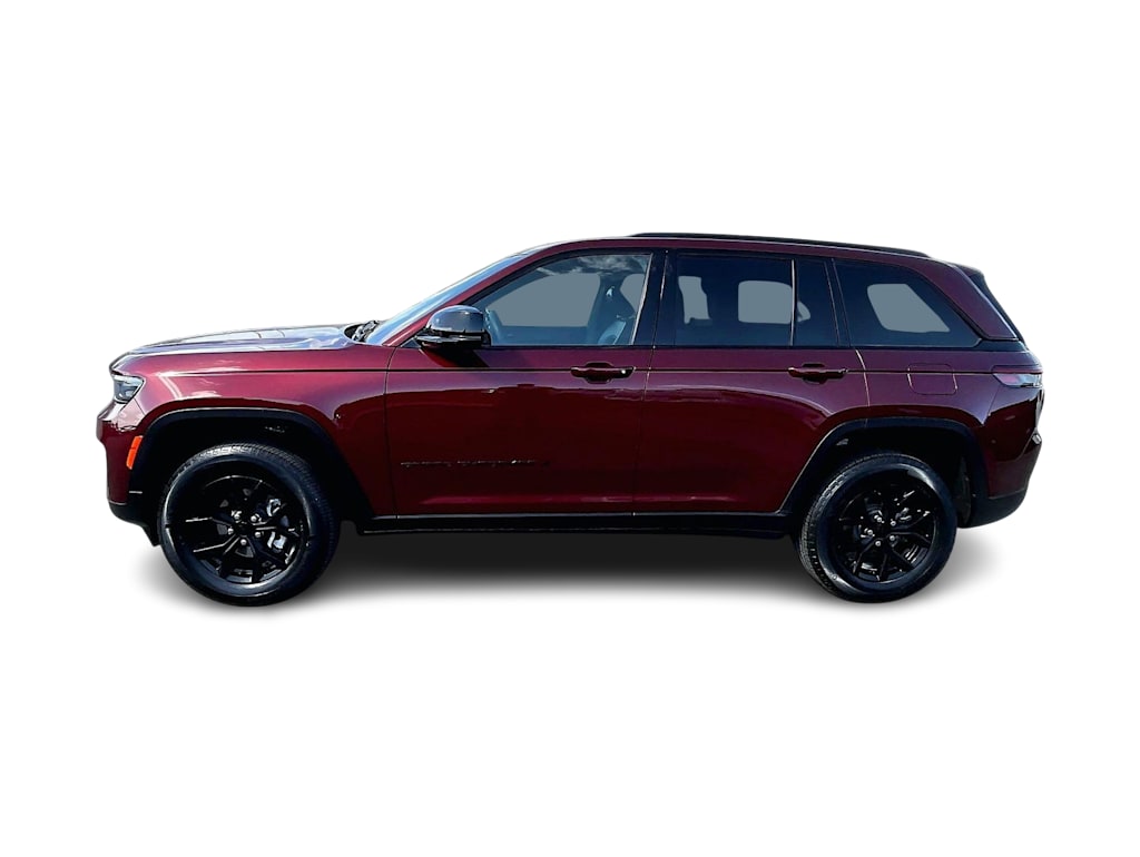 Thumbnail: 2025 Jeep Grand Cherokee - 3
