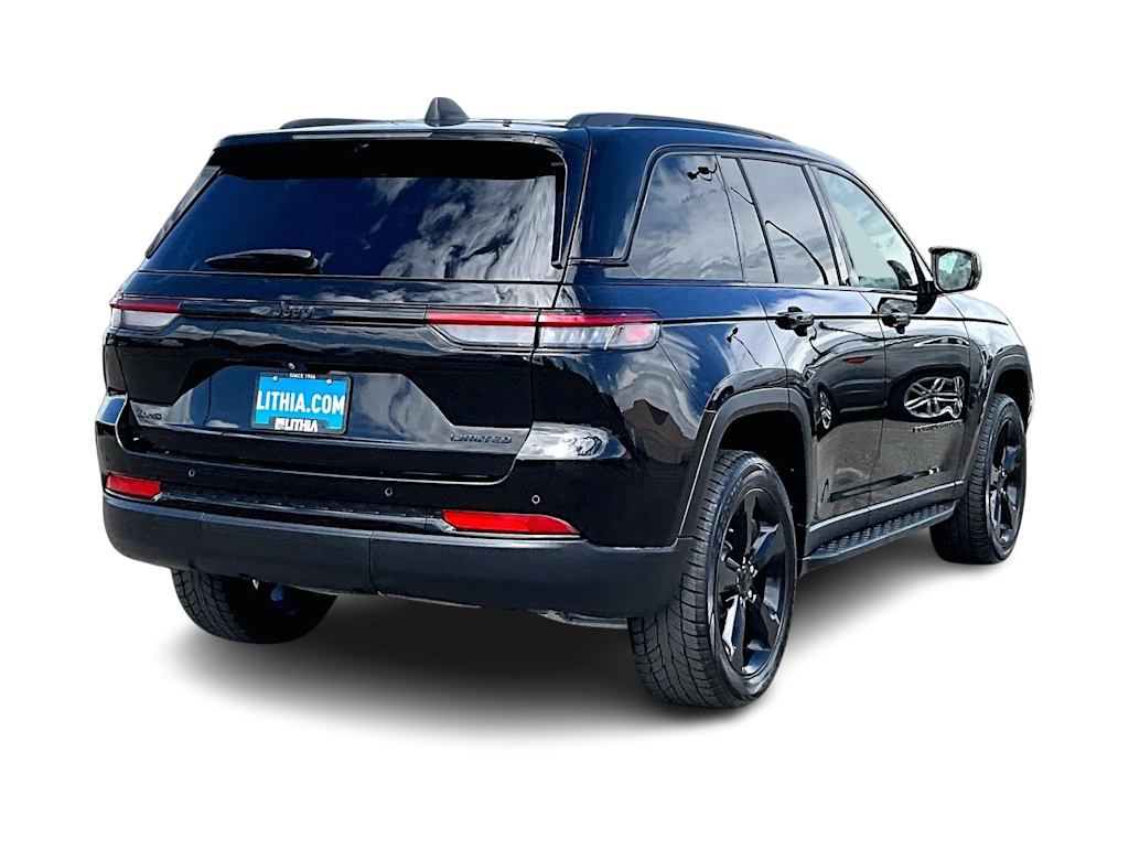 Thumbnail: 2024 Jeep Grand Cherokee - 21