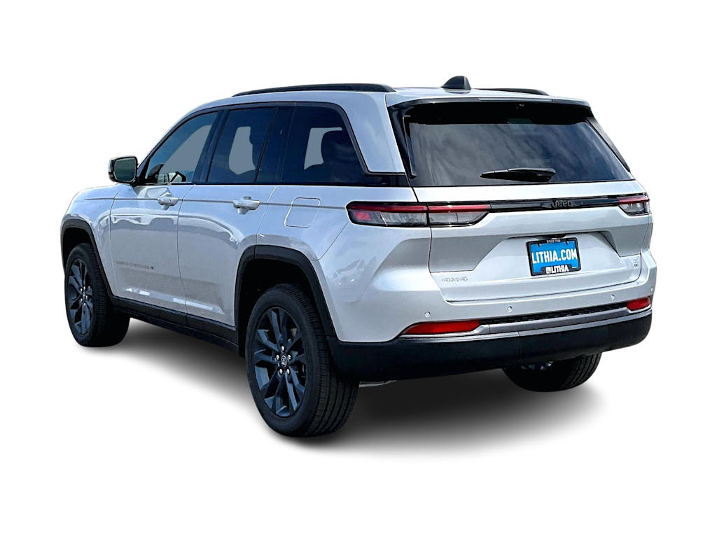 Thumbnail: 2026 Jeep Grand Cherokee - 4