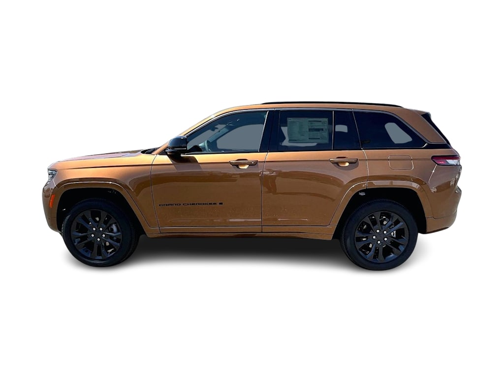 Thumbnail: 2026 Jeep Grand Cherokee - 3