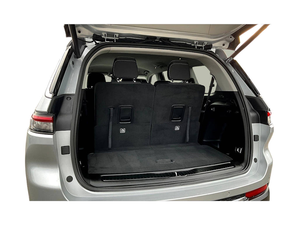 Thumbnail: 2023 Jeep Grand Cherokee L - 18