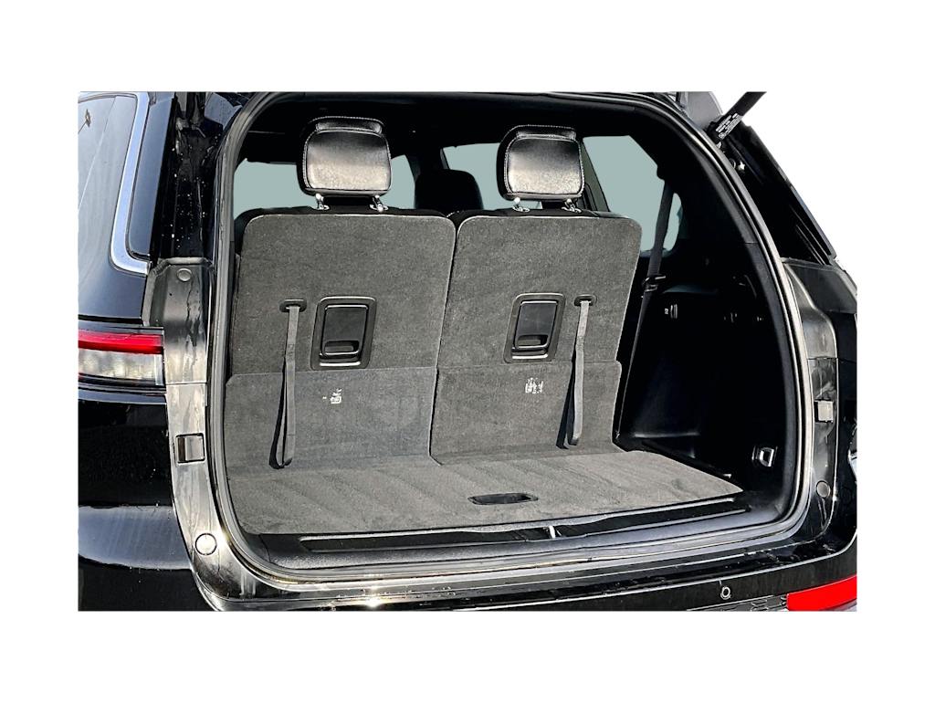 Thumbnail: 2024 Jeep Grand Cherokee L - 16