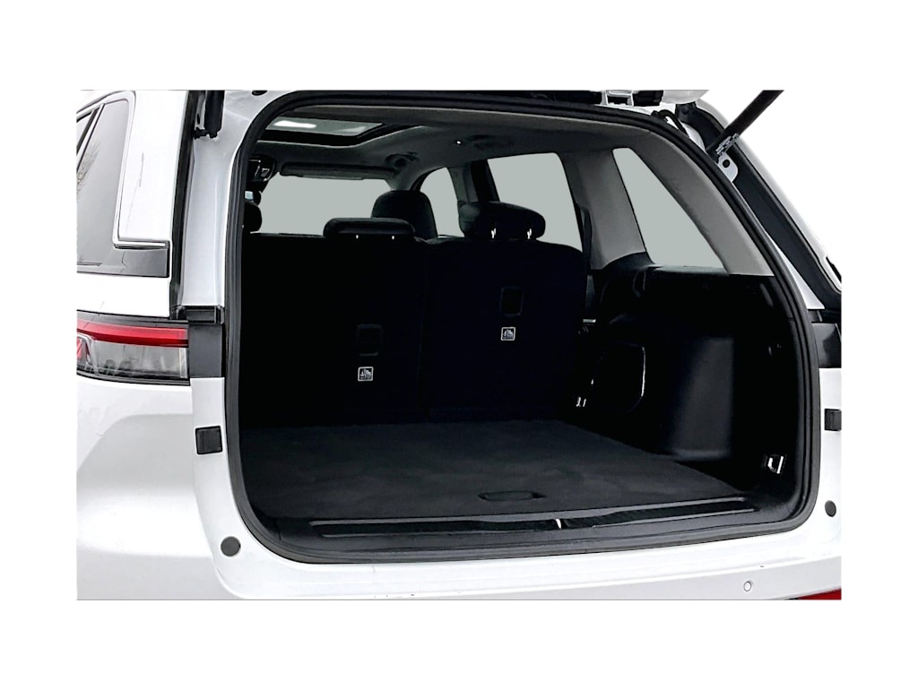 Thumbnail: 2024 Jeep Grand Cherokee - 18