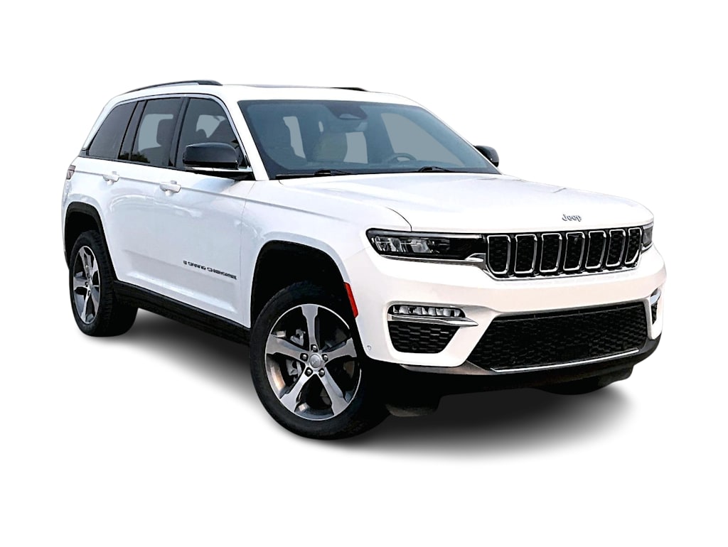 Thumbnail: 2022 Jeep Grand Cherokee - 23