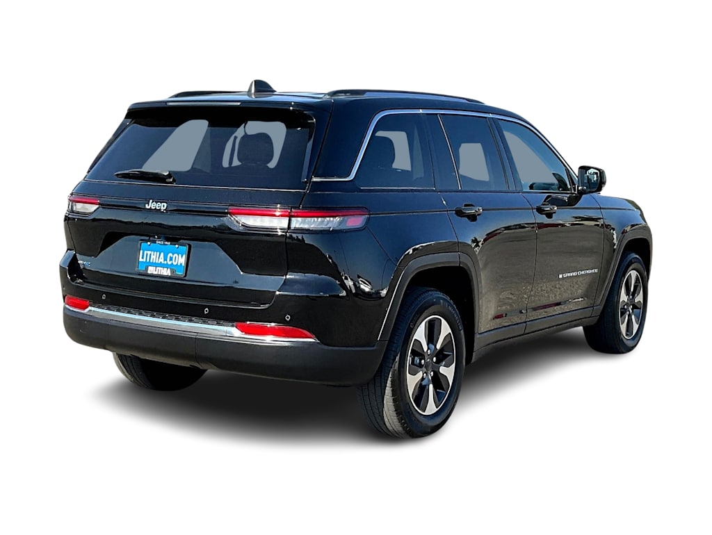 Thumbnail: 2023 Jeep Grand Cherokee - 22