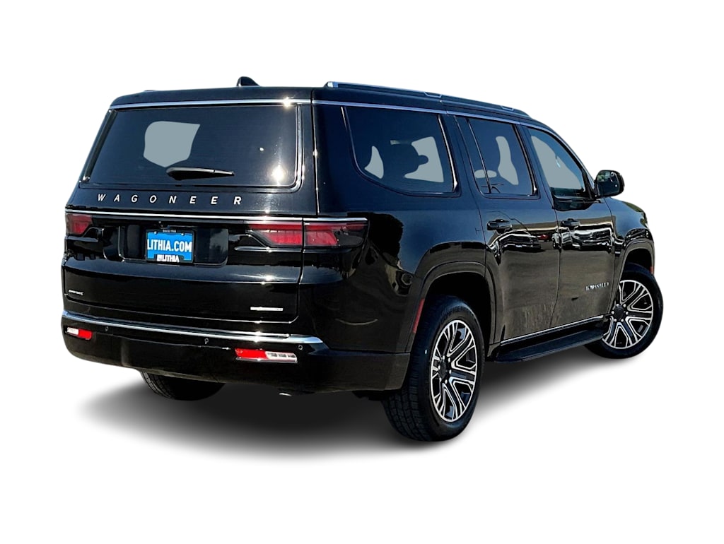 Thumbnail: 2023 Jeep Wagoneer - 21