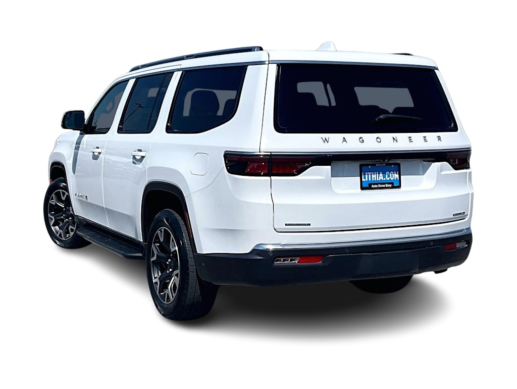 Thumbnail: 2022 Jeep Wagoneer - 4