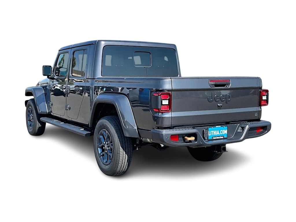 Thumbnail: 2026 Jeep Gladiator - 4