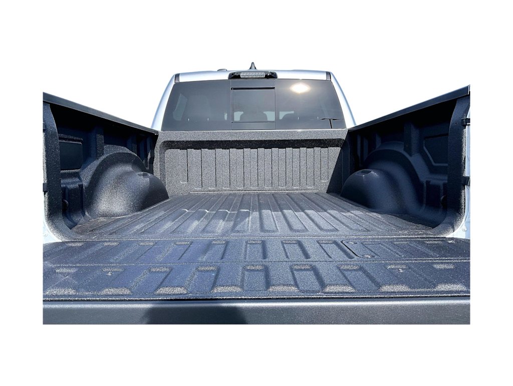 Thumbnail: 2026 RAM 1500 - 17