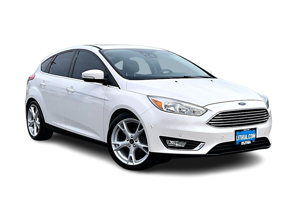 Thumbnail: 2015 Ford Focus - 20