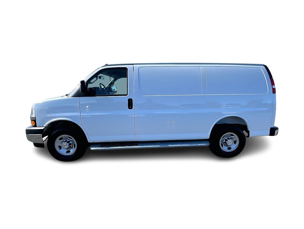 Thumbnail: 2025 Chevrolet Express - 3