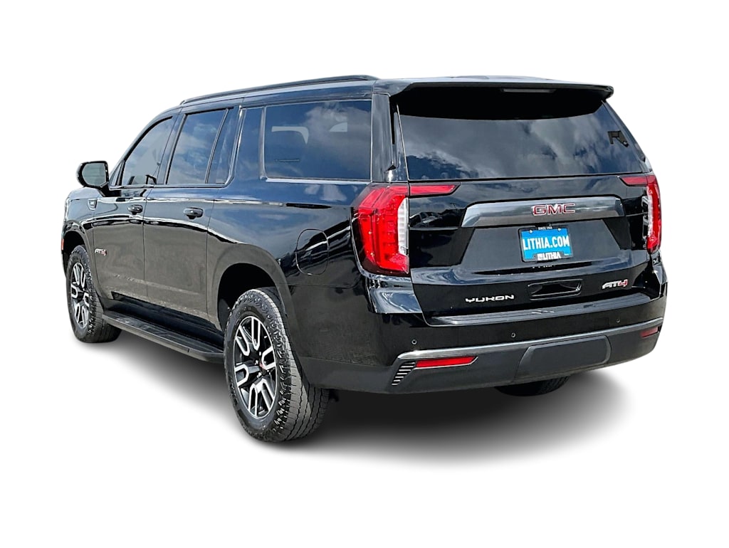 Thumbnail: 2023 GMC Yukon XL - 3