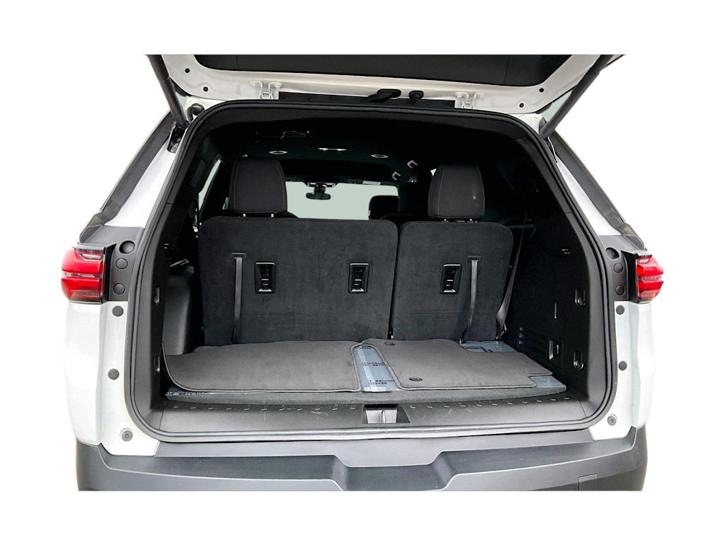 Thumbnail: 2023 Chevrolet Traverse - 19