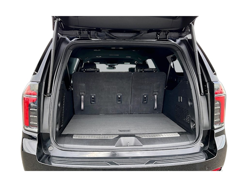Thumbnail: 2025 Chevrolet Suburban - 16