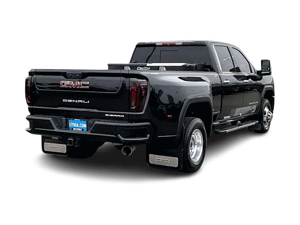 Thumbnail: 2022 GMC Sierra 3500 - 23
