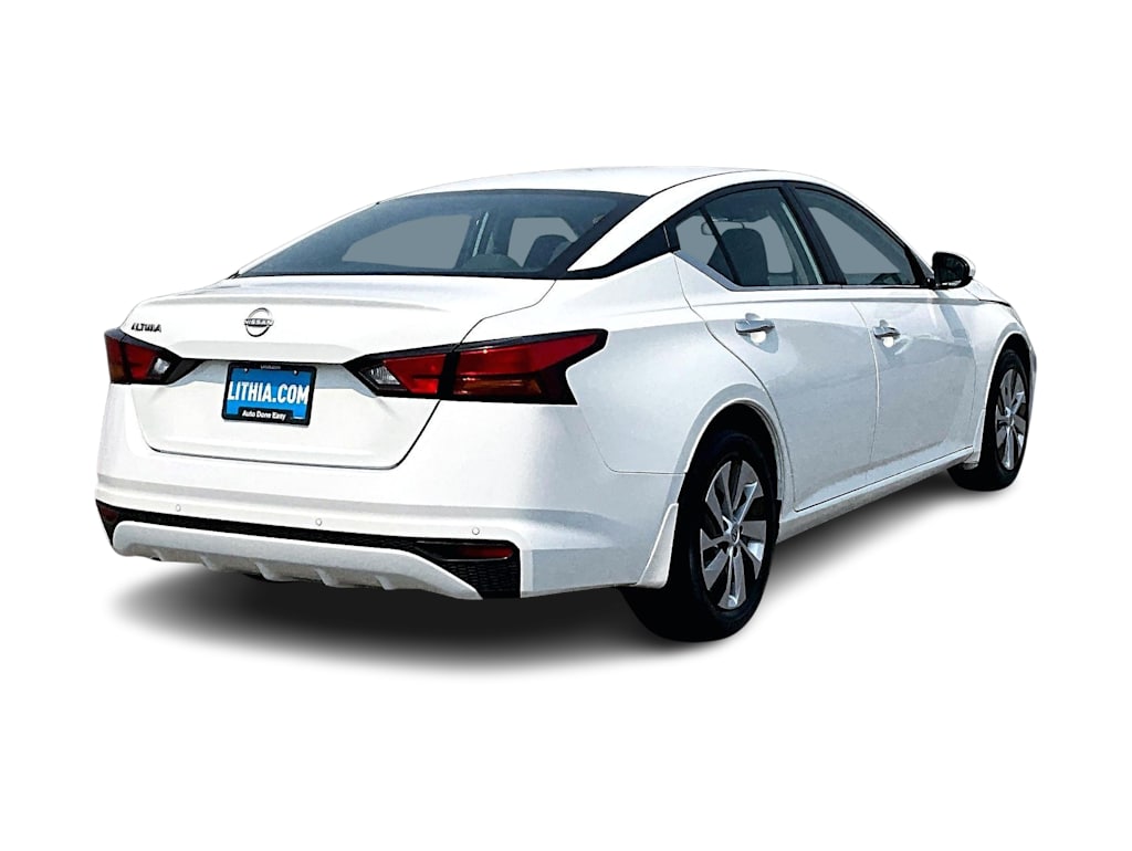 Thumbnail: 2023 Nissan Altima - 23