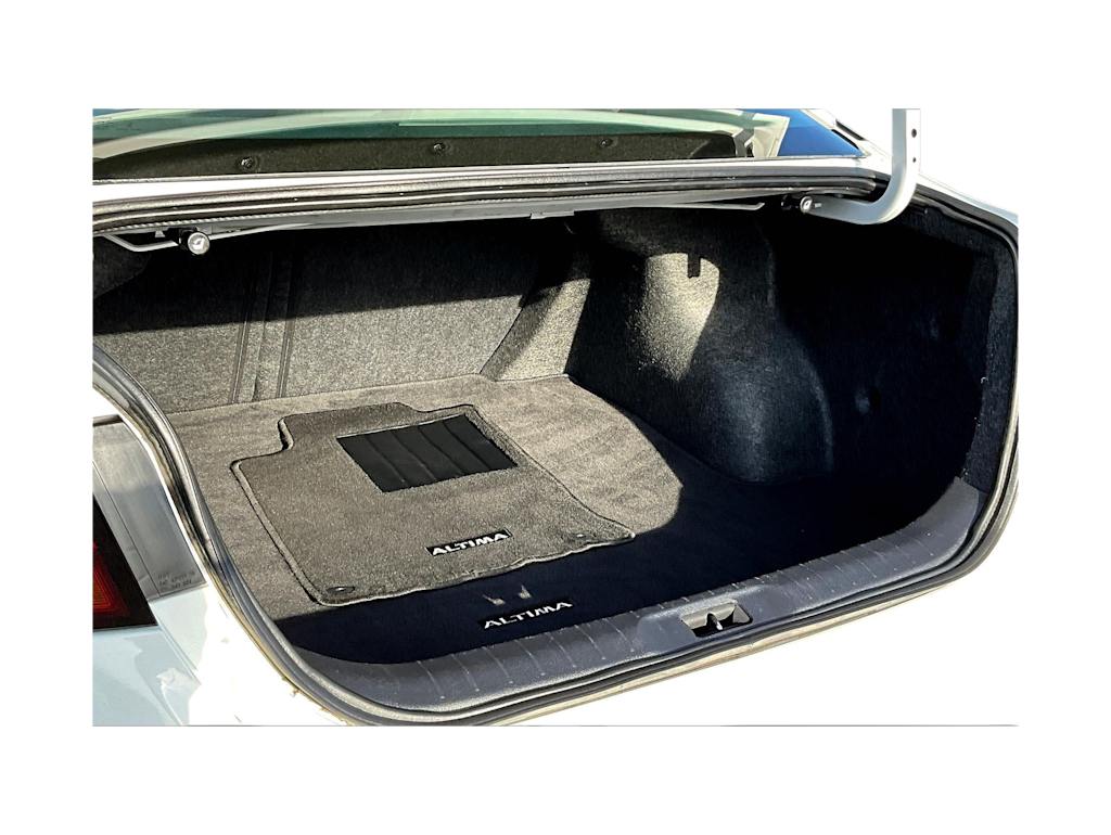 Thumbnail: 2024 Nissan Altima - 18