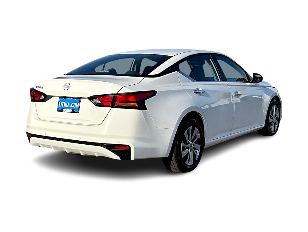 Thumbnail: 2024 Nissan Altima - 22