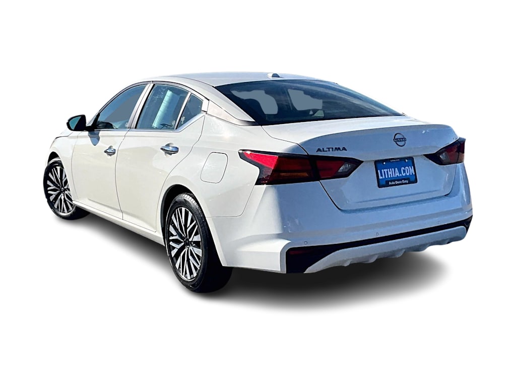 Thumbnail: 2025 Nissan Altima - 4