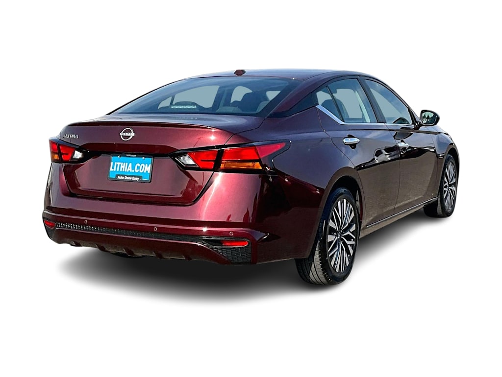 Thumbnail: 2025 Nissan Altima - 23