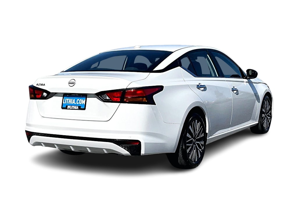 Thumbnail: 2025 Nissan Altima - 22