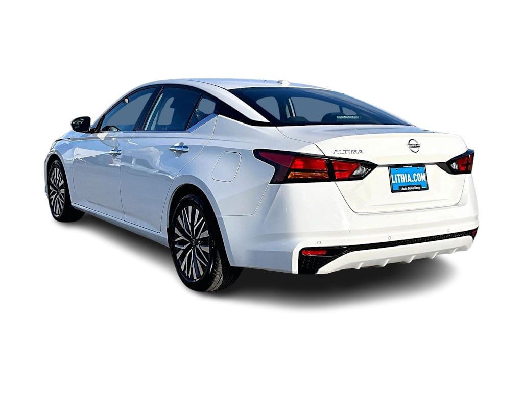 Thumbnail: 2025 Nissan Altima - 4