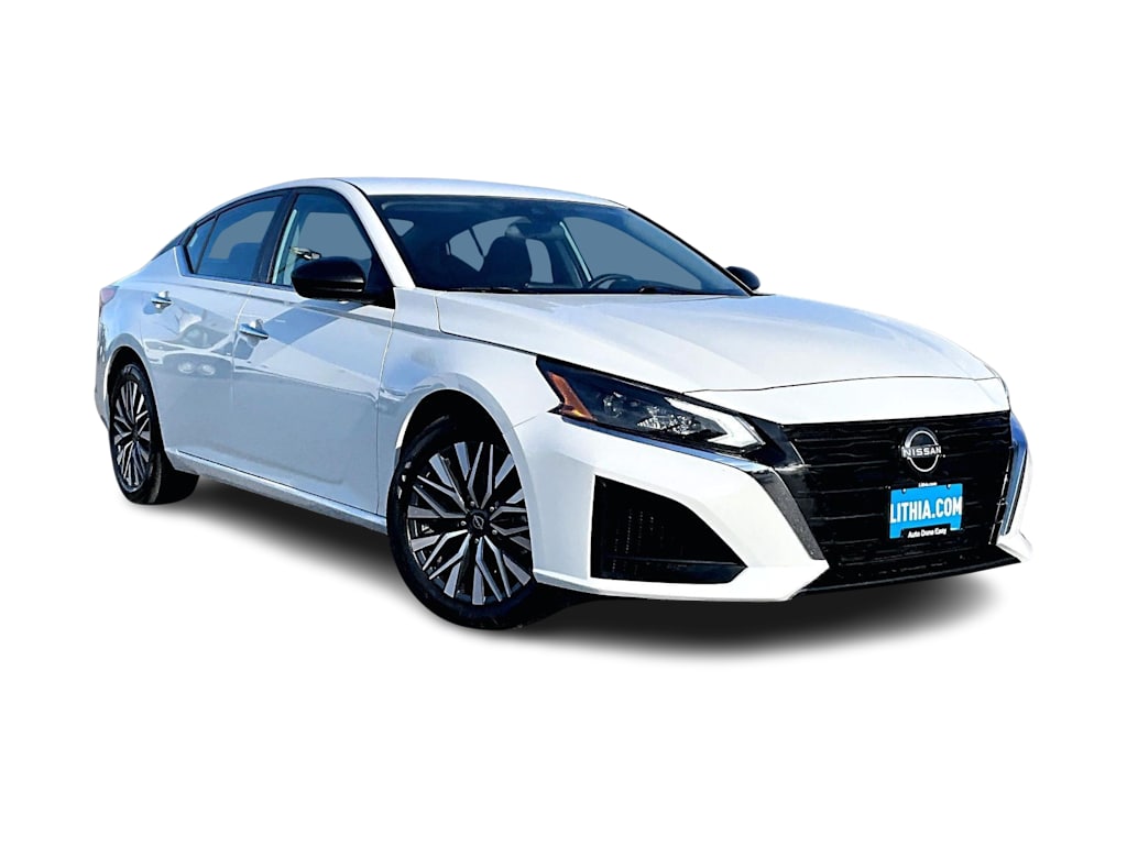 Thumbnail: 2025 Nissan Altima - 22